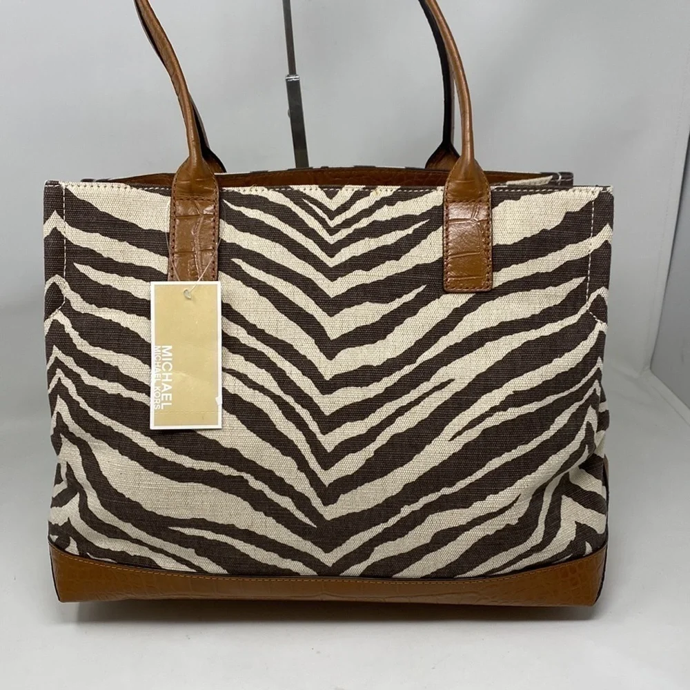 Michael Kors Sutter Canvas Animal Print Tote NEW NWT - Picture 5 of 16